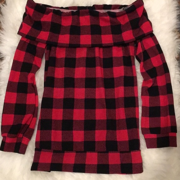 💙 Host Pic Paige’s Plaid Off the Shoulder Top - Picture 3 of 3